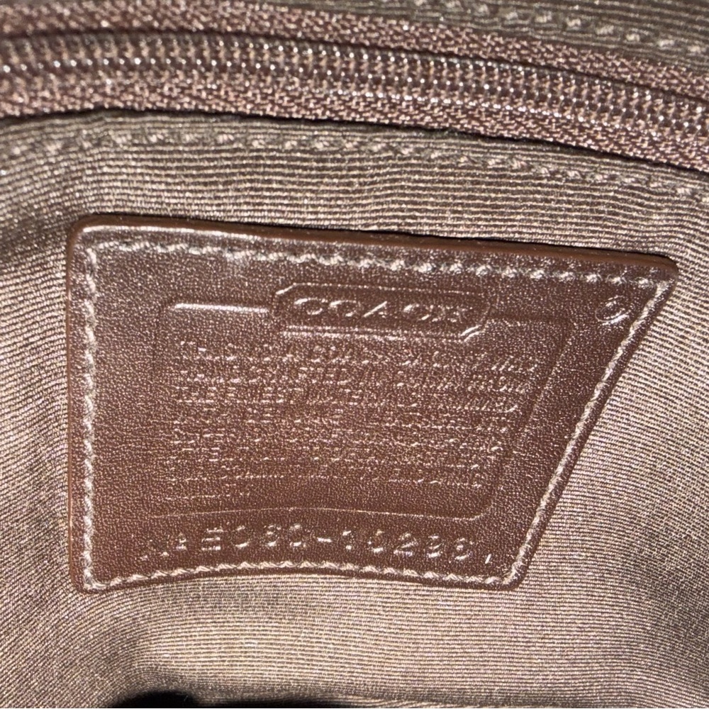 Coach Brown Leather Interior - Picture 2 of 3